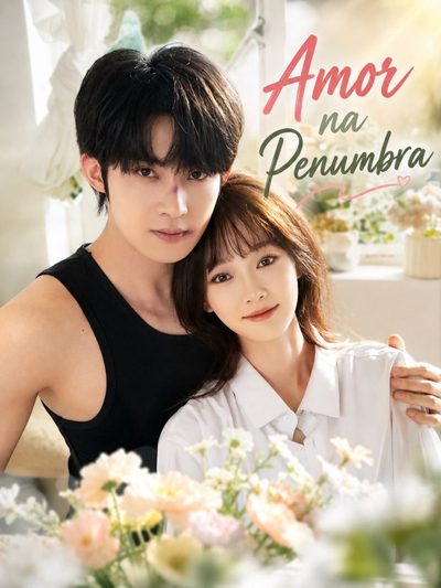Capa da minisserie Amor na Penumbra Amor Contra a Luz